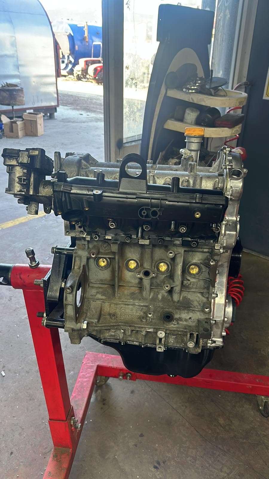 Akhisar Miraç Oto Tamir 11