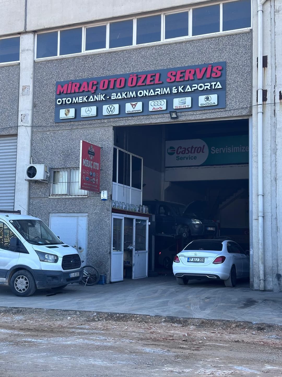 Akhisar Miraç Oto Tamir 15