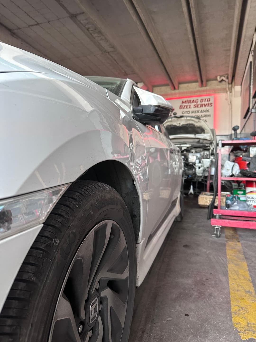 Akhisar Miraç Oto Tamir 9